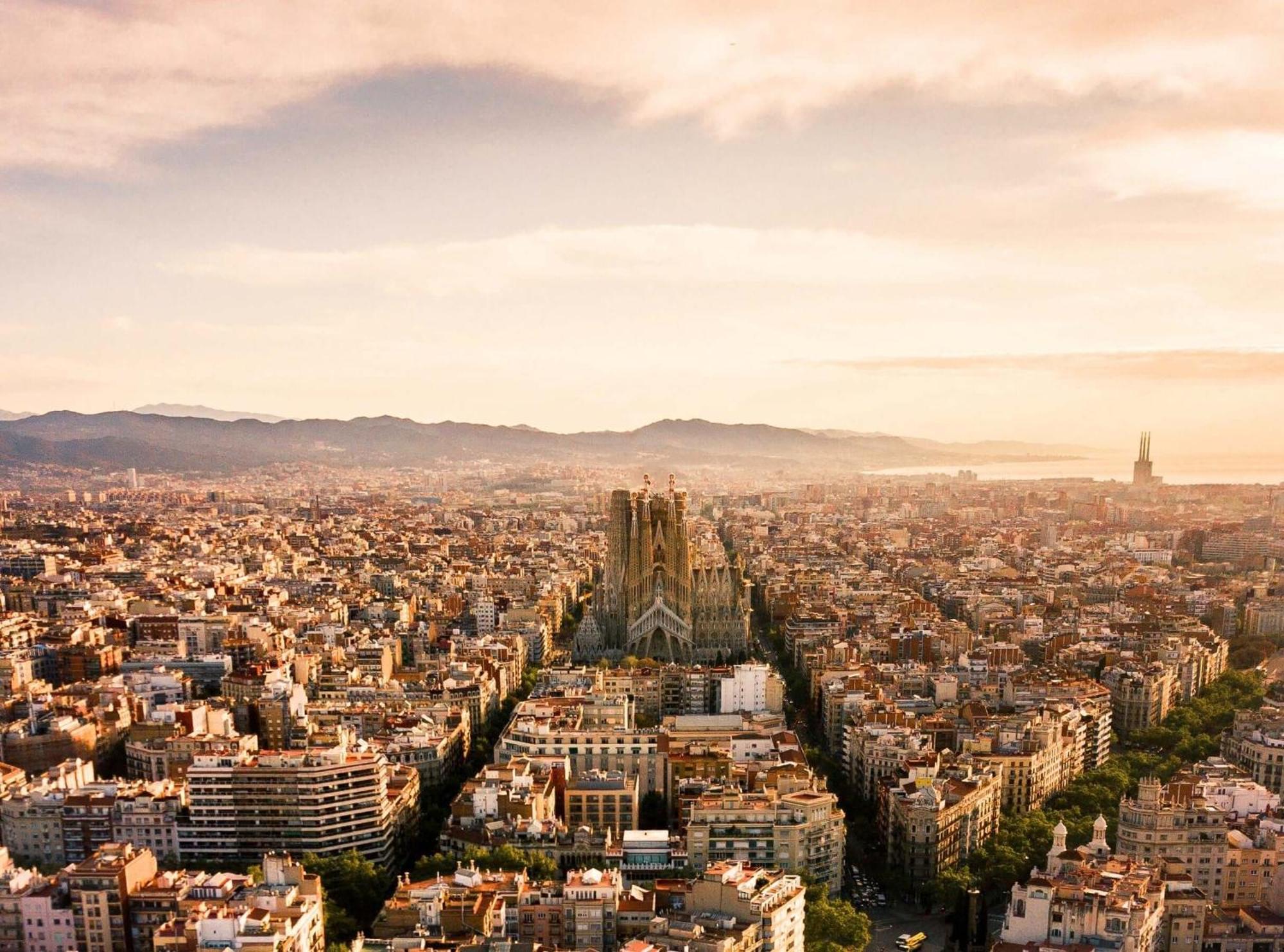 Barcelona Fira & Camp Nou Stadium L'Hospitalet de Llobregat Exterior photo